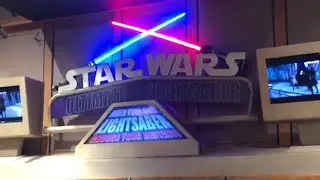 Star Wars Ultimate Lightsaber - Build Your Own Lightsaber