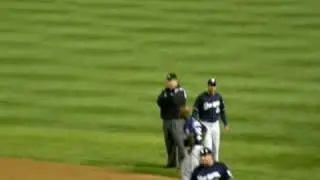 DALE SVEUM ARGUING AT WRIGLEY FIELD 9/16/08