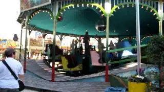 Fahrt ins Paradies - Historische Berg- und Talbahn - Offride - Herbst-Volksfest N&uuml;rnberg 2011