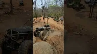 Bryan on Apple Pie Gulches Offroad Park #gulches #offroad #rockcrawling #jeep