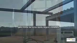 Construction of a porch with a metal structure and sandwich panels