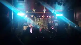 Apocalypse Afterparty - Island !