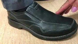 How to Choose Shoes for Nursing School