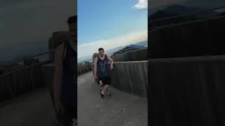 Der Abstieg vom Mount Misen in Japan