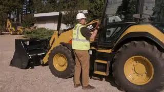 Cat&reg; 440 and 450 Backhoe Loader Daily Maintenance Fluid Check Overview