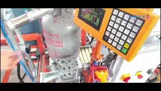 Xiangkang Technology: Automatic LPG Filling Production Conveyor Line (email: vickie@czxkdz.com)
