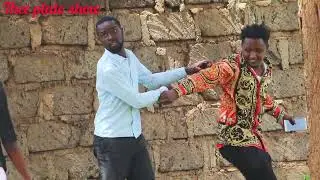 DRAMA IN DAYLIGHT after texts revealed that he has been hiding his baby mama and kid all along! 💔