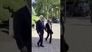 Joe Biden arrives at Mike Castle's funeral