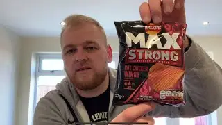 Walkers MAX STRONG Hot Chicken Wings Flavour - Review