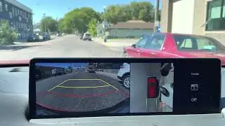 Genesis GV70 - Parking Assist demo
