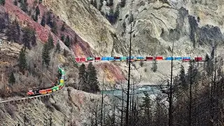 Gigantic Freight Trains Meet In Canada&rsquo;s Directional Running Corridor Along The Thompson Canyon!