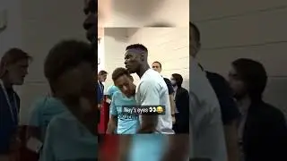Neymar looking into Pogba&rsquo;s soul 😆