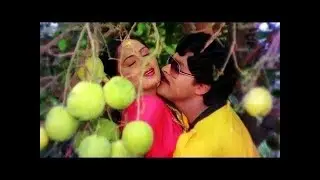 # Kollaikaran movie song # Sari sari song # Chiranjeevi Radha # S.P.B P.Susheela