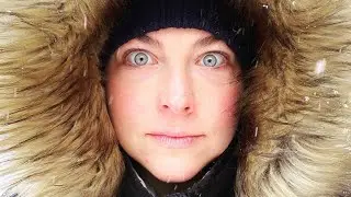 Evanescence's Amy Lee and her son Jack playing with snow | 2021.02.18