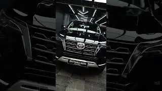 The 'Black Beast' just got its armor. 🛡️ Deep gloss and total protection for this Fortuner