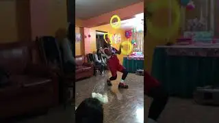 Rutina del payaso malabarista