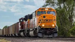 BNSF SD70MACe leads the MARX loads with a great horn!