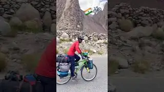 Riding to Leh,I Stopped at THIS Hidden Spot&hellip;Then Saw a SOLO Cyclist! 🤯It&rsquo;s Near a Famous Pass! #4k