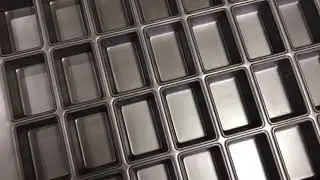 RK BAKEWARE 45727 28 Compartment Glazed Aluminized Steel Mini-Loaf Specialty Pan