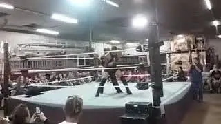 UWF Vic vs Michaels Amaydo