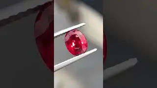 #shorts #shortsvideo #youtubeshorts #gemstones #gemstonecollection #crystal #daimond #viralvideo