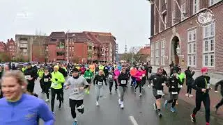 Olaf von Hinte TV mittendrin beim Silvesterlauf in Emden.31.12.2025