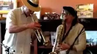 Chris Gillis and Si!vertones  (clip)