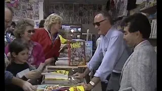 Stan Lee at a Winnipeg comics store in 1986 - Marvel fans must see