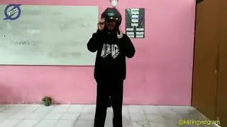 Joget helm challenge hahaha.... Seru kali lagu nya . . . . .