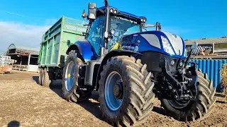 New Holland T7.225 Superglide suspension quick review and cleaning out sheds!