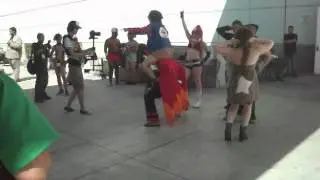 Anime Expo 2012-Acksonl at work