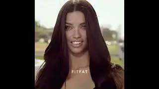 She freezed everyone 🥶#adrianalima