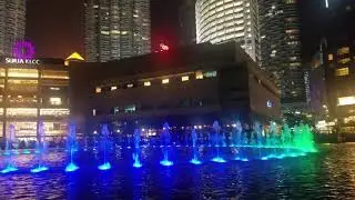 Petronus Twin Towers Fountain Kuala Lumpur Malaysia KL