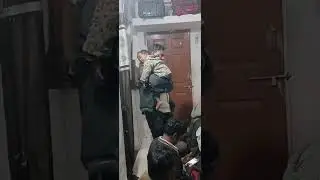 शीष माता पिता को झुका तेर हो