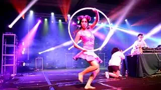 April Choi - LED Hoop - Anime Midwest (1 min)