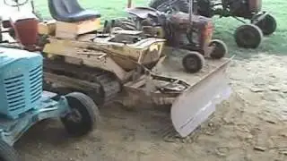 SPEEDEX, MINI DOZER, JOHN DEERE, PANZER, WHEELHORSE  AND ANTIQUE LAWN TRACTORS