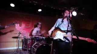 Toucan Die - Dark Jam (Live at Jao Da) 13-14 year olds playing indie-rock