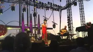 Shape Of a Broken Heart - Imany - Live Juan les Pins