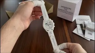 Swatch Omega Moonswatch White Mission To EarthPhase - Moonshine Gold with Peanuts Special Edition