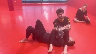Escaping from spider web to pressure arm-bar escape.