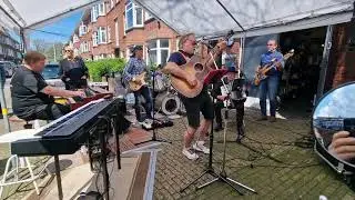 13Pwlive.com van Patrick Lejewaan.  Bevrijding s Festival teken stond voor de Bevrijding 5 mei 2024