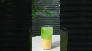 yakult melon soda 🧊💚 #refreshingbeverages #healthydrink #decorateyourdrink #shorts