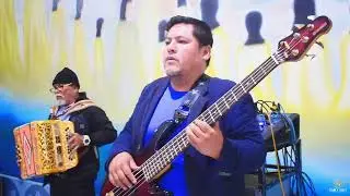 Hermanos Méndez - En Una Flor (Video Oficial)