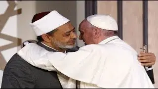 Breaking Catholic Pope Francis signs interfaith ecumenical peace declaration Islam February 2019