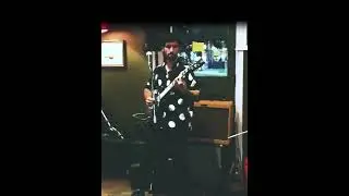 GIUDI E QUANI - Hang your earrings Live @ The Woodman LONDON