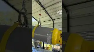 Electric hoist for lifting the big reactor pipes