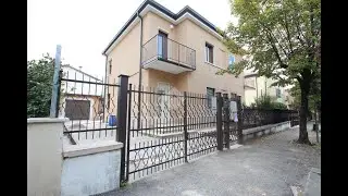 PORZIONE DI BIFAMIGLIARE, VIA G. DEGANI - GREZZANA