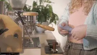 How To Steam Milk - Reverie Brutorials