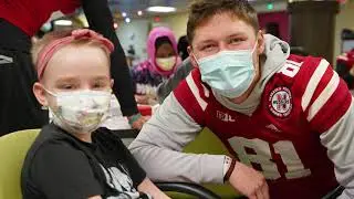 Fourth-grader returns home for holidays after brain injury