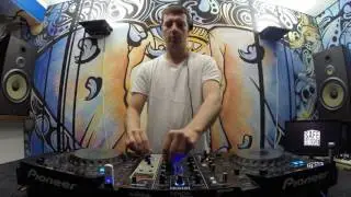 SAFE HOUSE SESSION #16 - Popi Divine